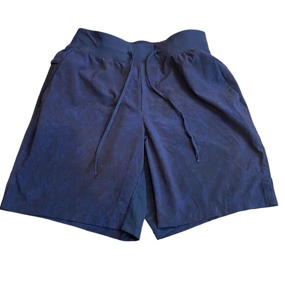Lululemon Men’s S T.H.E. Short 7" LinerlessGravel Dust True‎ Navy Multi Athletic - Picture 10 of 13